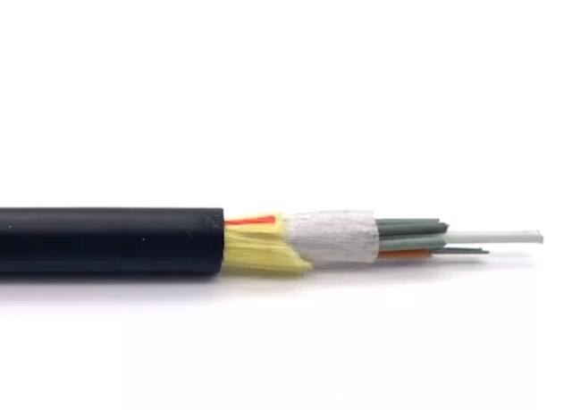 G652D ADSS Fiber Kablo Tüm Dielektrik Kendinden Destekli Optik Anten 24 Çekirdekli Fiber Kablo