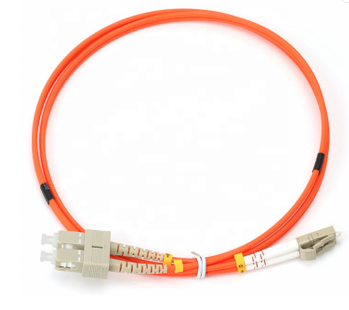 2.0mm 3.0mm Fiber Optik Yama Kablosu OM2 SC LC Dubleks Çok Modlu 50/125 LSZH PVC