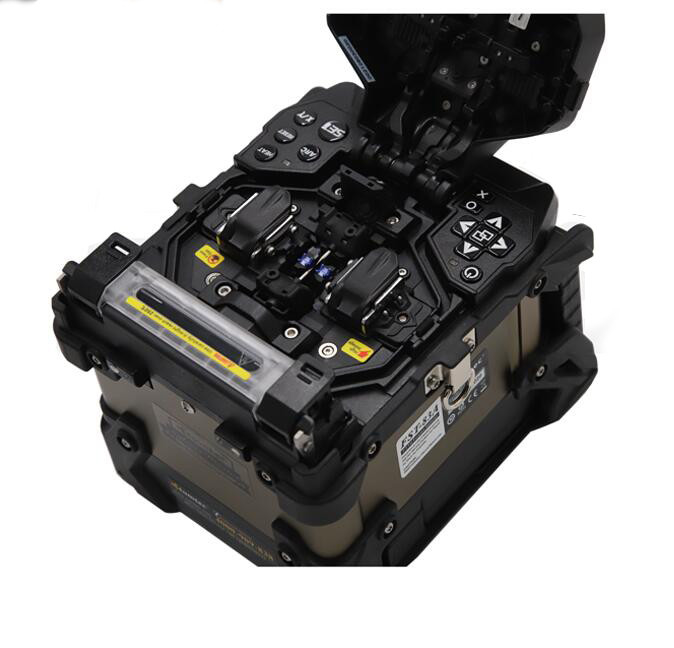 FST-83A Optik Fiber Füzyon Makinesi 6 Motor Ekleme Süresi 6 ila 12S Uzunluk 20mm ila 60mm