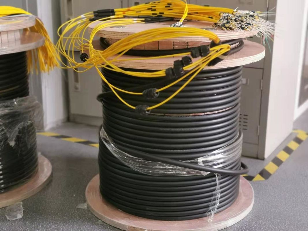 3mm Lose Tüp Zırhlı Fiber Yama Kablosu, LC Yama Kablosu M12 Su Geçirmez Konektör