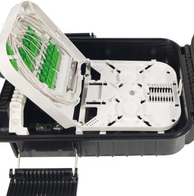 FTTH FTTB FTTX için 16 Çekirdekli Fiber Optik Dağıtım Kutusu PC ABS Malzemesi