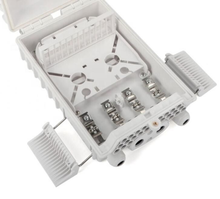 Odf Fiber Optik Terminal Kutusu 24 Çekirdekli Açık Suya Dayanıklı IP65 FTTH 4 Giriş Bağlantı Noktası / 24 Çıkış Bağlantı Noktası