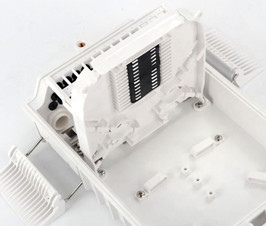 Odf Fiber Optik Terminal Kutusu 24 Çekirdekli Açık Suya Dayanıklı IP65 FTTH 4 Giriş Bağlantı Noktası / 24 Çıkış Bağlantı Noktası