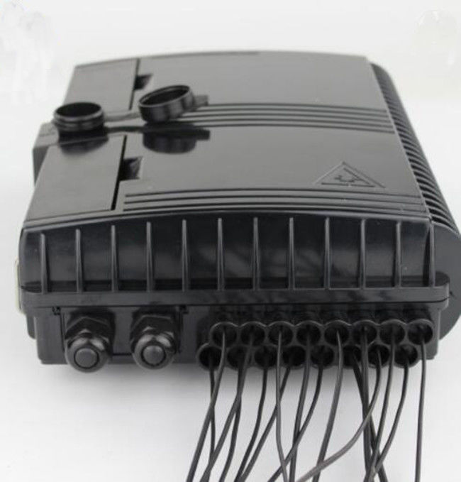 Su Geçirmez Terminal Kutusu 2 Giriş 16 Çıkış 16 Port Ftth Fiber Optik Dağıtım Kutusu ABS / PC