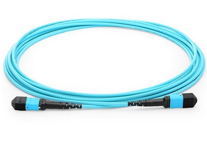 10g fiber optik kablo LSZH malzemesi MPO 8 çekirdekli dişi çok modlu OM3 gövde fiberi