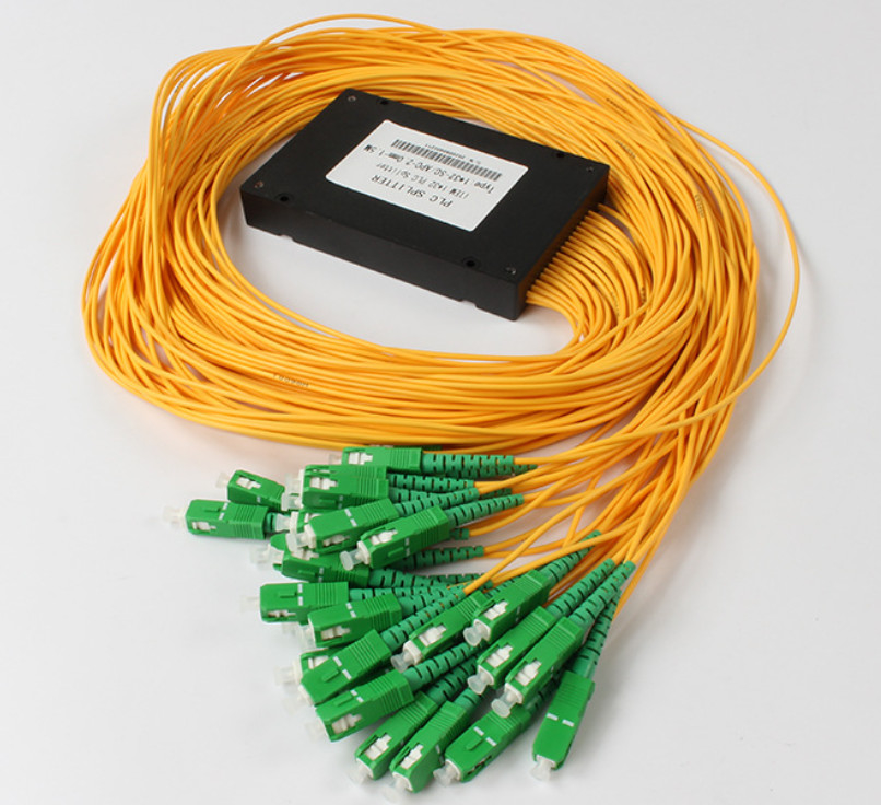 2.0MM Pigtailler için SC APC 1x32 Splitter Optik Fiber 1260nm - 1650nm Çalışma Uzunluğu